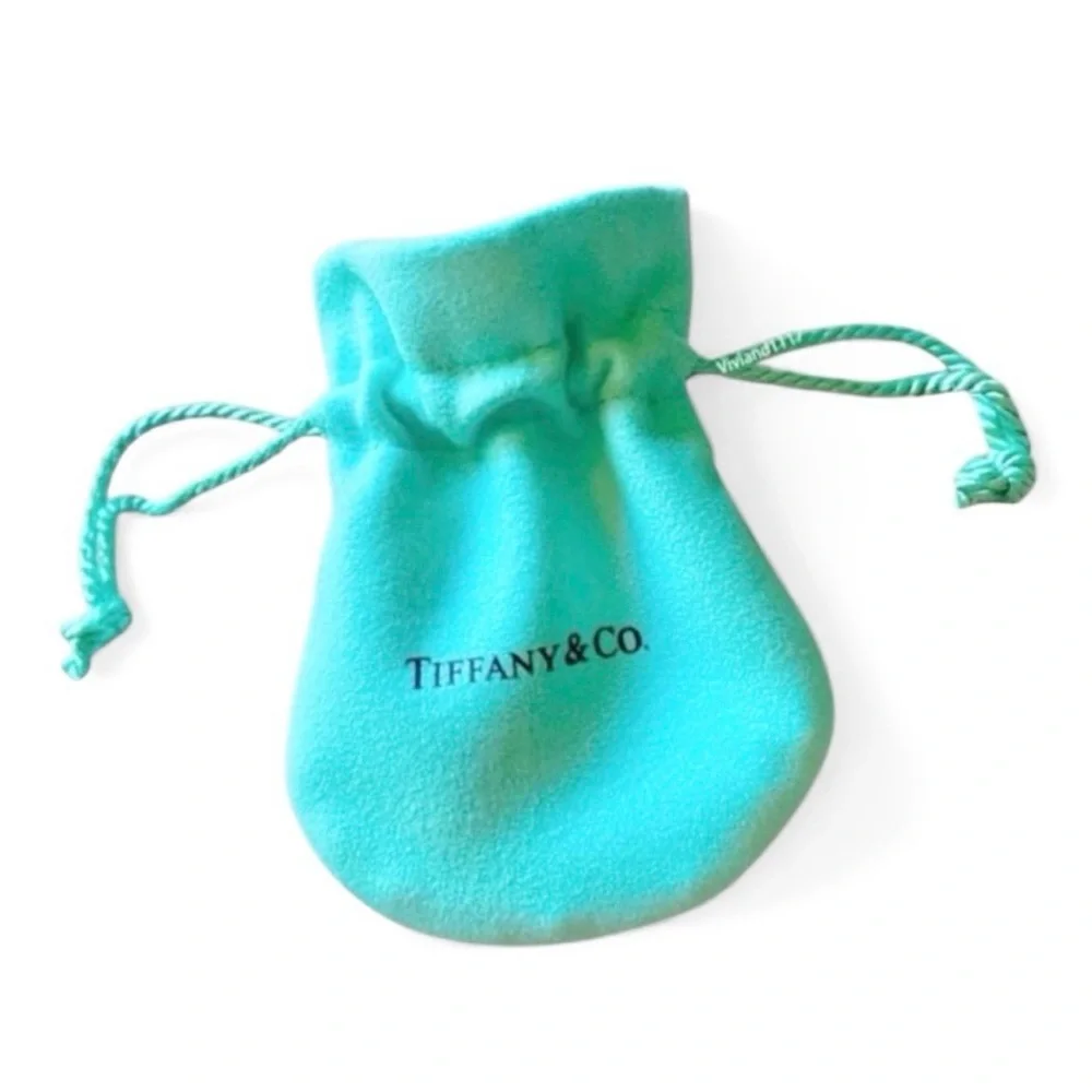 Tiffany & Co. 🩵instantly recognizable